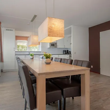 Luxurious With Six Bedrooms, In Surroundings Arcen